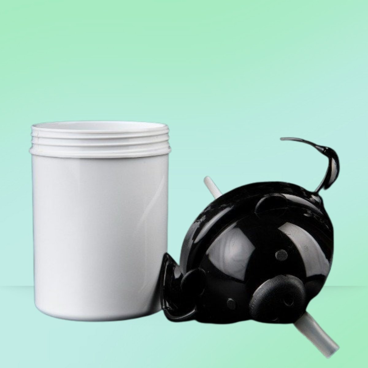 jarro con pico de animal